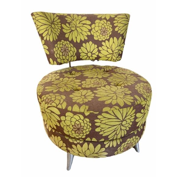 **Local Delivery Only** Zip 89408 Scandinavian Design Statement Chair - Picture 1 of 8